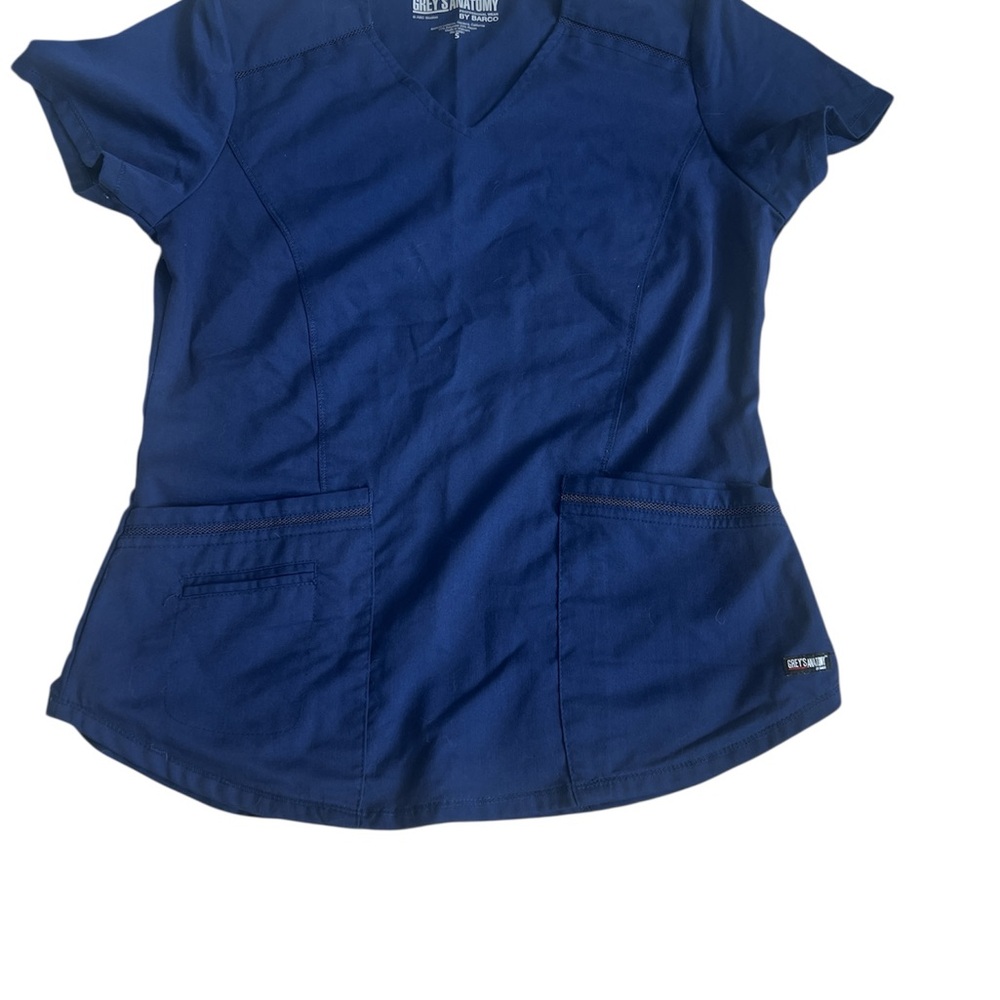 Greys anatomy scrub top. Barco Uniforms. Navy